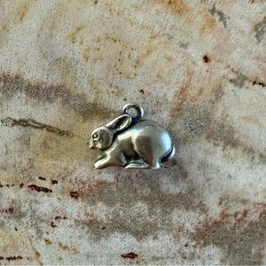 James Avery retired 3D bunny charm